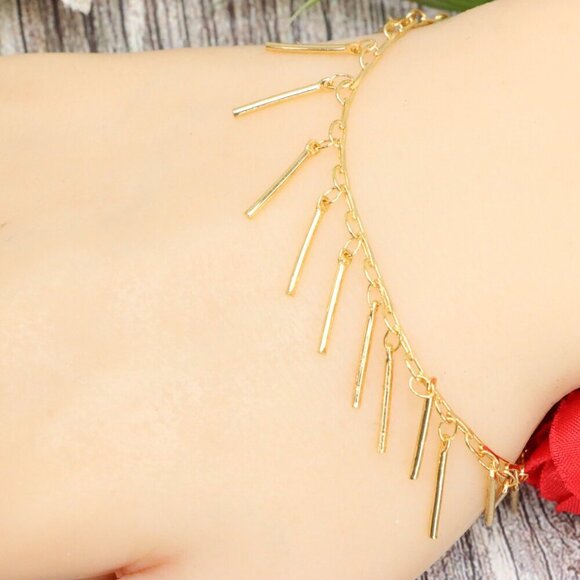 "Trendy Handmade Bracelet – A Stylish Gift for Women & Girls, MAR091389 - Picture 9 of 10